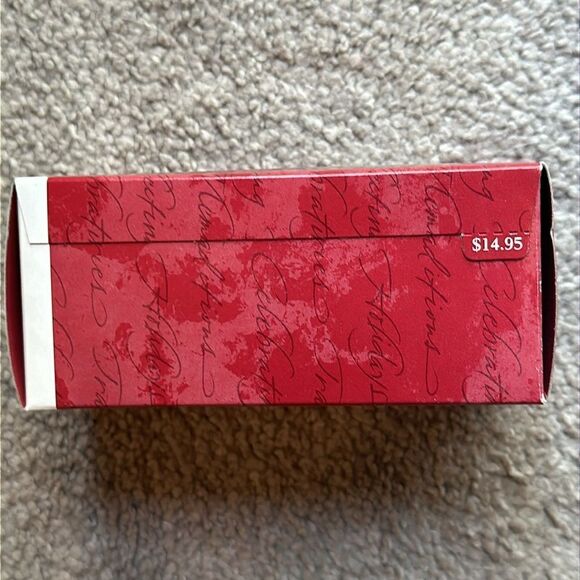 Hallmark Keepsake Ornament: Scarlett O’Hara - Picture 5 of 9